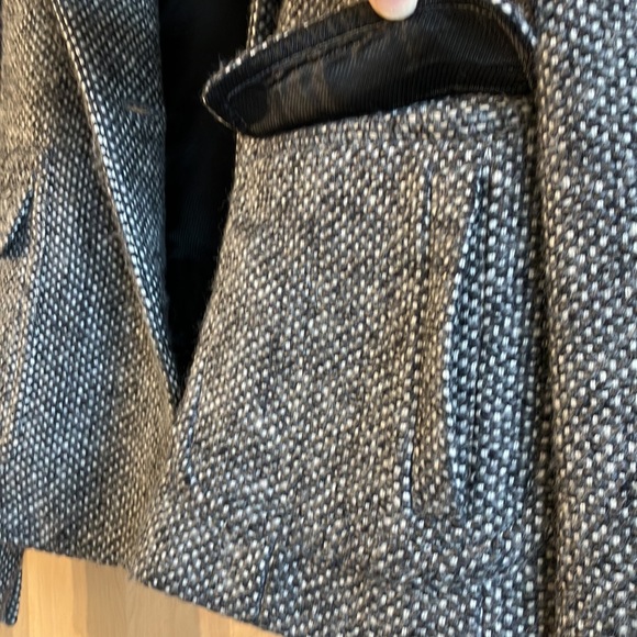 New Banana Republic Lined Wool Jacket, women’s size M - Picture 6 of 9